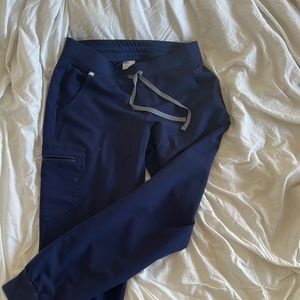 Navy fig joggers